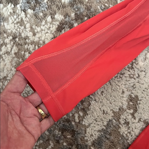 Perfect condition size 2.  Pumpkin orange color. Lululemon leggings. - Picture 5 of 7